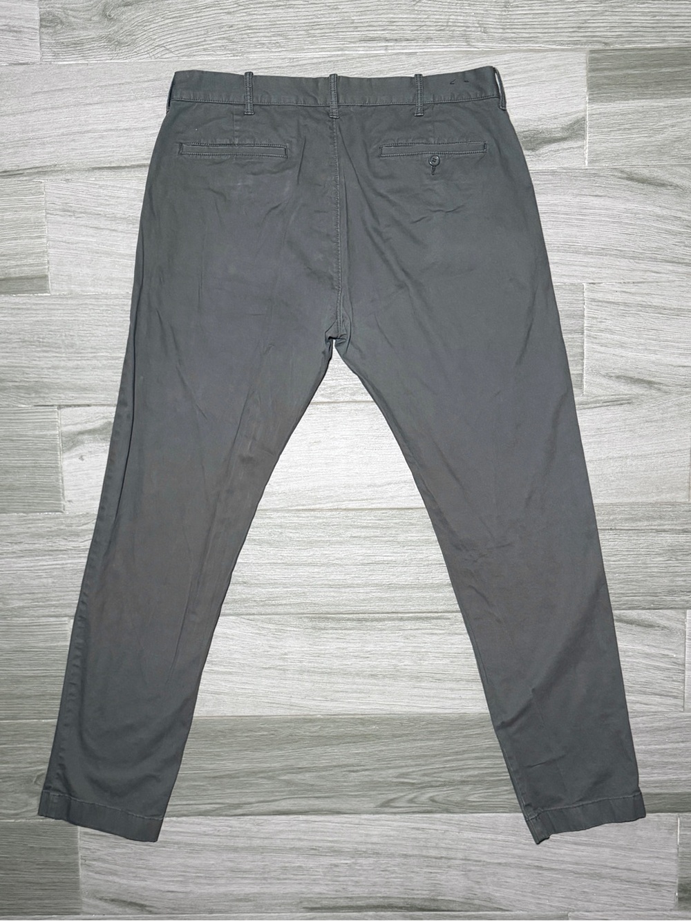 J. Crew Men’s Gray Driggs Chino Pants 34x32 - Picture 2 of 3